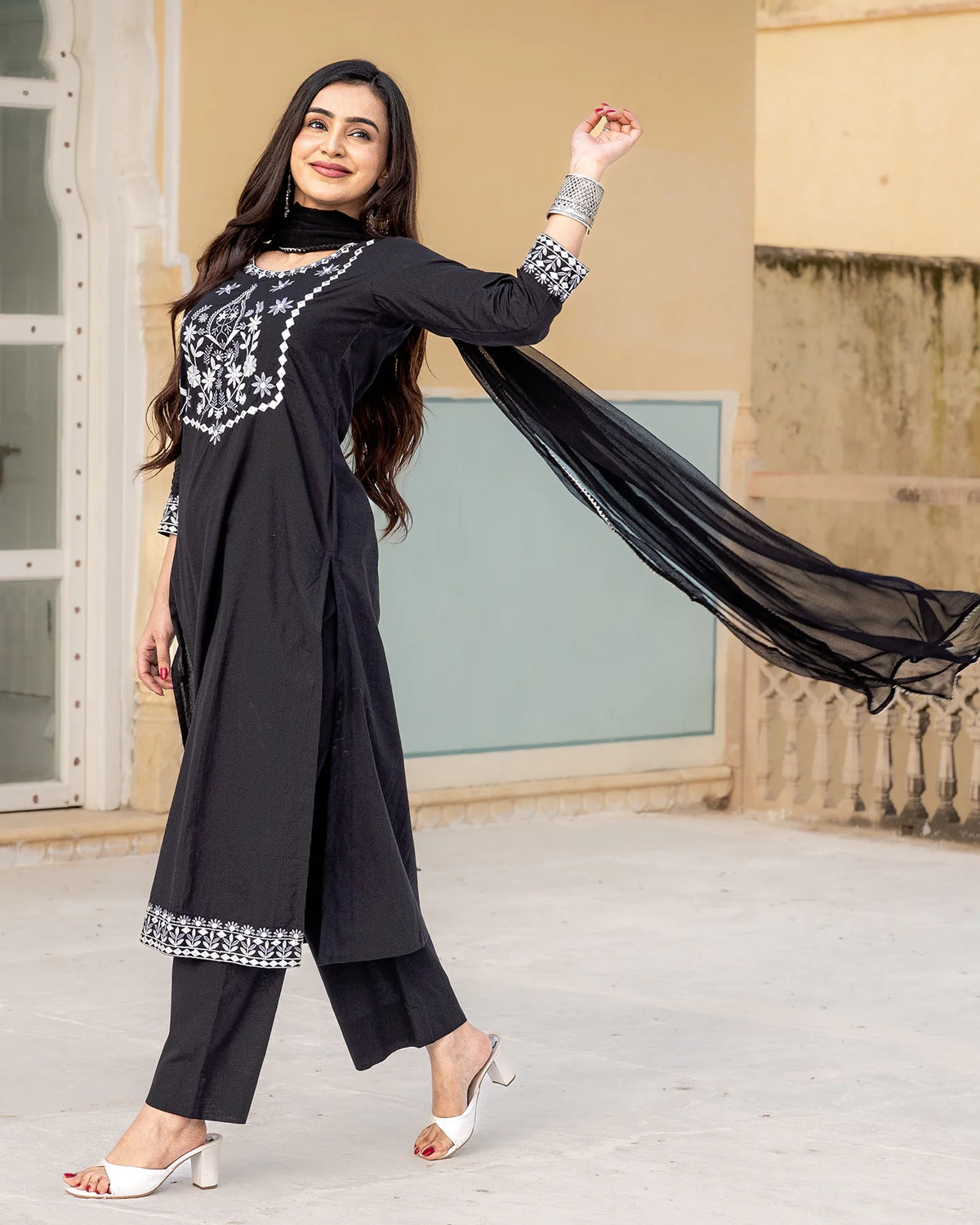 Black Aari Work Suit Set